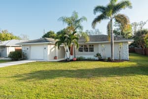 1562 Alhambra Drive, Fort Myers, FL 33901 Sold 05/30/25