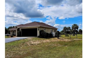 2915 27th Avenue, Naples, FL 34120 Sold 02/19/25