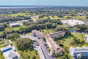 1517 Tropic Ter, North Fort Myers