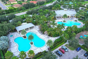 2068 Wellington Street, Naples, FL 34120 Sold 02/18/25