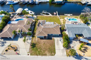 18196 Cutlass Drive, Fort Myers Beach, FL 33931 - MLS#224104227
