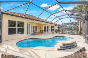 6132 Highwood Park Ln, Naples