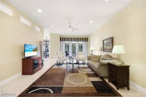 6132 Highwood Park Lane, Naples, FL 34110 - MLS#224104230