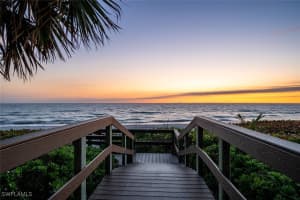 400 Park Shore Drive, Naples, FL 34103 - MLS#224104399