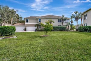 882 Carrick Bend Circle, Naples, FL 34110 Sold 06/27/25