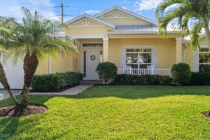 732 7th Avenue, Naples, FL 34102 - MLS#224104411