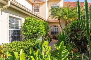 244 Napa Ridge Road, Naples, FL 34119 Sold 06/18/25