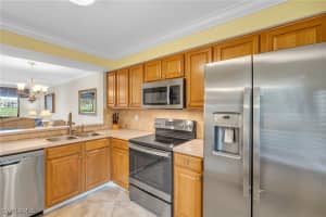 221 Fox Glen Drive, Naples, FL 34104 Sold 03/12/25