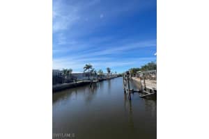 11301 Azalea Lane, Fort Myers Beach, FL 33931 Sold 04/17/25