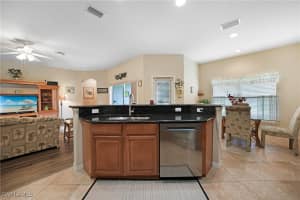 2454 Blackburn Circle, Cape Coral, FL 33991 - MLS#224104697