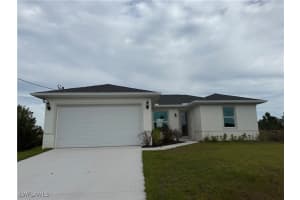 957 Commodore St, Lehigh Acres
