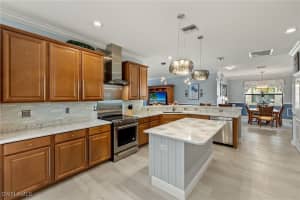 3910 Treasure Cove Circle, Naples, FL 34114 Sold 02/18/25
