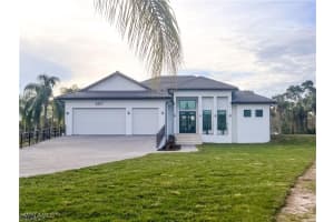 687 23rd St Sw, Naples