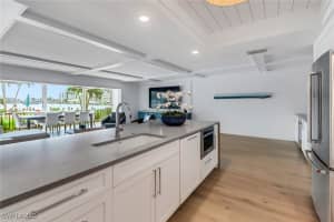 222 Harbour Drive, Naples, FL 34103 Sold 01/27/25