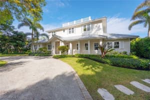 661 6th Avenue, Naples, FL 34102 Sold 08/27/25