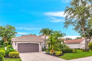 8260 Laurel Lakes Boulevard, Naples, FL 34119 - MLS#224104917
