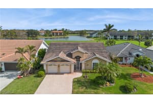 434 Countryside Drive, Naples, FL 34104 Sold 02/26/25