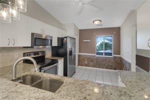 875 New Waterford Drive, Naples, FL 34104 - MLS#224105051