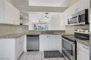 875 New Waterford Drive, Naples, FL 34104 - MLS#224105051