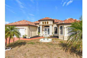 921 Diplomat Parkway, Cape Coral, FL 33993 Sold 02/26/25