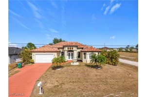 921 Diplomat Parkway, Cape Coral, FL 33993 Sold 02/26/25
