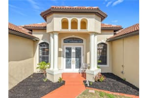 921 Diplomat Parkway, Cape Coral, FL 33993 Sold 02/26/25