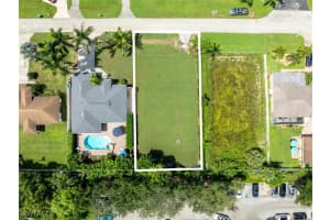 1342 Center Lane, Naples, FL 34110 Sold 03/26/25