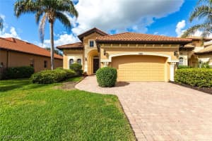 7863 Valencia Court, Naples, FL 34113 - MLS#224105342
