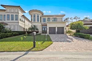 2879 Coco Lakes Drive, Naples, FL 34105 Sold 02/13/25