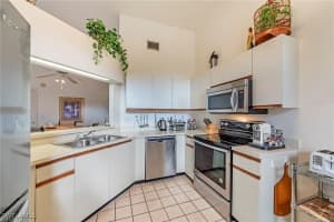 643 Beachwalk Circle, Naples, FL 34108 - MLS#224105347