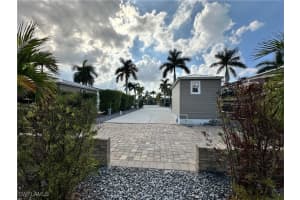 5502 Cypress Trail Resort Circle, Fort Myers, FL 33905 Sold 05/15/25