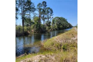 501 Willowbrook Drive, Lehigh Acres, FL 33972 Sold 08/04/25