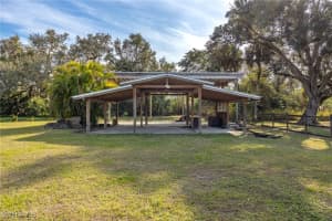 21400 Walker Farm Court, Alva, FL 33920 Sold 01/29/25