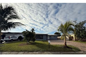 1736 Framingham Court, Fort Myers, FL 33907 - MLS#225000150