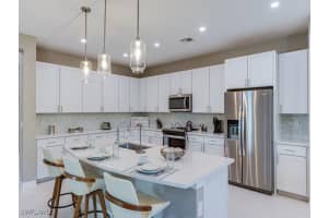 202 Indies Drive, Naples, FL 34114 - MLS#225000307