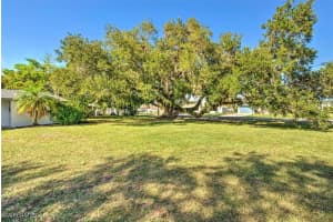 13787 River Forest Drive, Fort Myers, FL 33905 - MLS#225000402