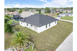4301 10th Street, Lehigh Acres, FL 33971 - MLS#225000418