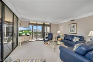 15 Bluebill Avenue, Naples, FL 34108 Sold 05/21/25