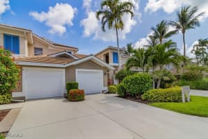 817 Carrick Bend Circle, Naples, FL 34110 Sold 05/09/25