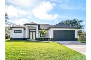 524 Parkdale Boulevard, Lehigh Acres, FL 33974 Sold 02/20/25