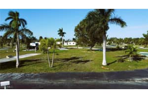 34 Dogwood Way, Fort Myers, FL 33908 Sold 05/30/25