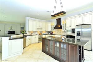 634 Soliel Drive, Naples, FL 34110 - MLS#225000704