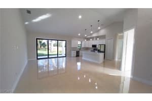 127 39th Avenue, Naples, FL 34120 Sold 04/03/25