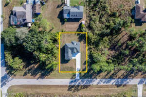 315 Columbus Boulevard, Lehigh Acres, FL 33974 Sold 04/22/25