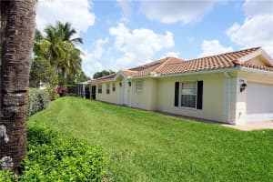 4194 Saint George Lane, Naples, FL 34119 - MLS#225000834