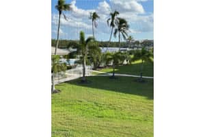 305 Goodlette Road, Naples, FL 34102 Sold 02/28/25
