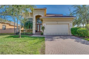 8405 Sumner Avenue, Fort Myers, FL 33908 Sold 03/03/25