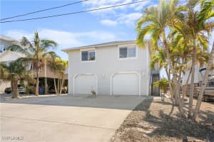 6005 Cypress Lane, Bonita Springs, FL 34134 Sold 03/21/25