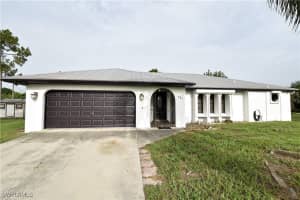 621 Lake Avenue, Lehigh Acres, FL 33972 Sold 02/25/25