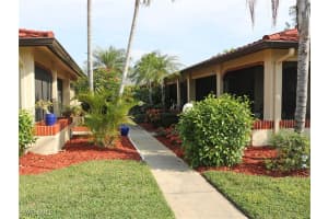 2056 Pine Isle Ln 2056, Naples
